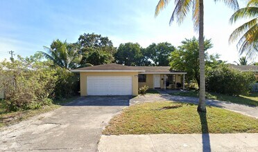 Building Photo - Large 5-2 house in Oakland Park