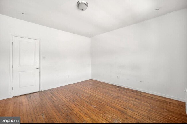 Building Photo - 5106 Parkside Ave