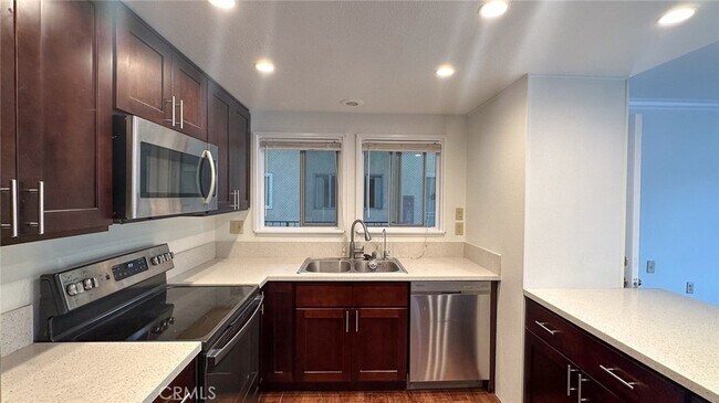 Building Photo - 2227 Via Puerta
