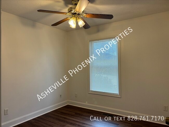 Building Photo - 9 Spruce Shade Ct