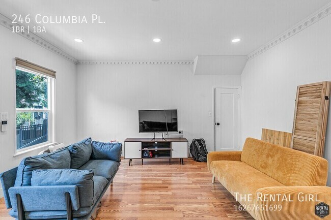 Primary Photo - 246 Columbia Pl