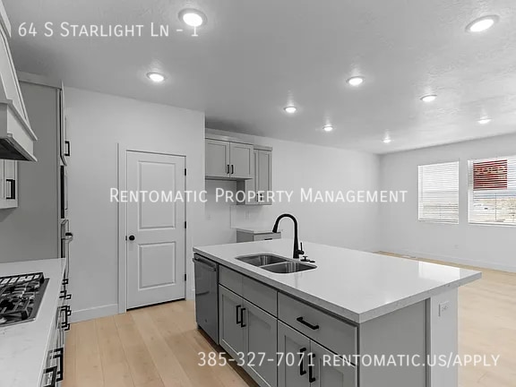 Building Photo - 64 S Starlight Ln