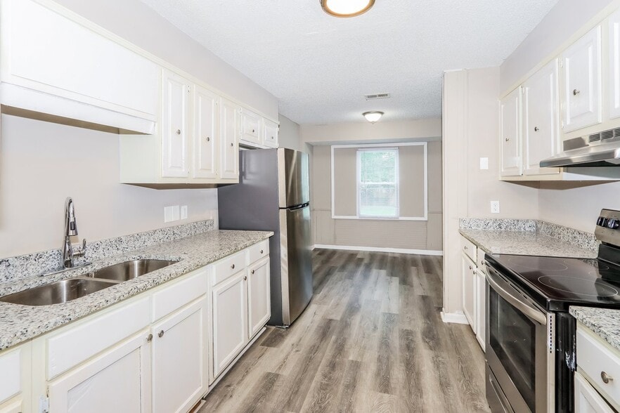 Building Photo - 5517 Janeru Cir