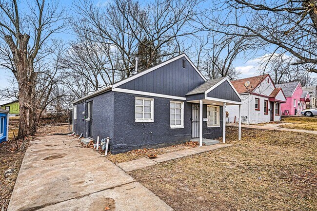 Building Photo - 4216 Cleveland Ave.