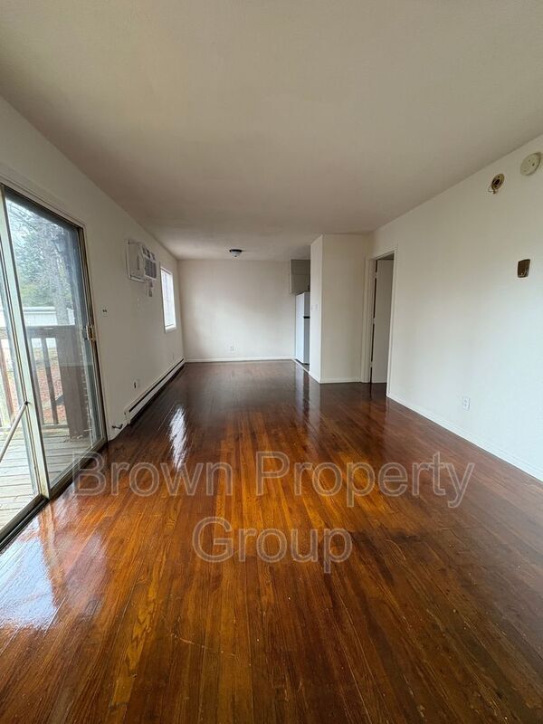 Building Photo - 2462 D Bragg Blvd