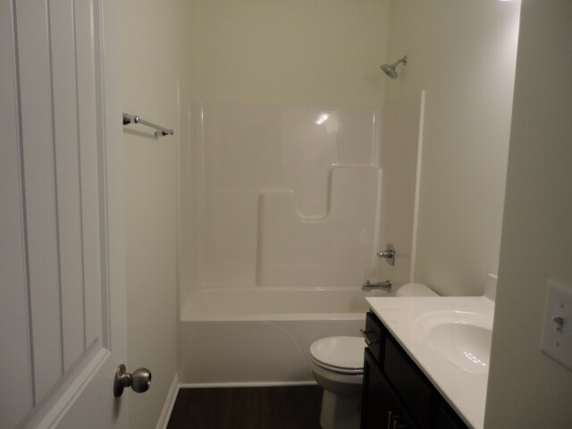 Building Photo - 6615 Blue Ridge Ct