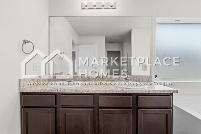 Building Photo - 152 Merrion Rd