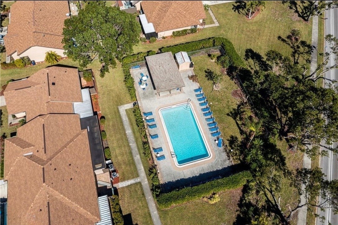 Building Photo - 9311 Lennex Ln