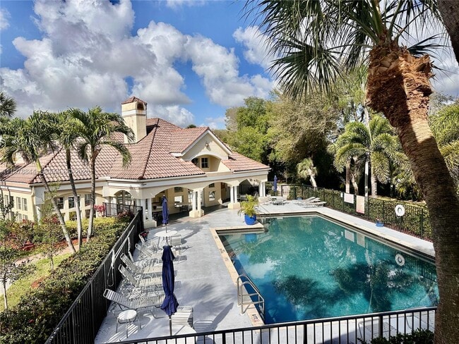 Building Photo - 815 Boynton Beach Blvd