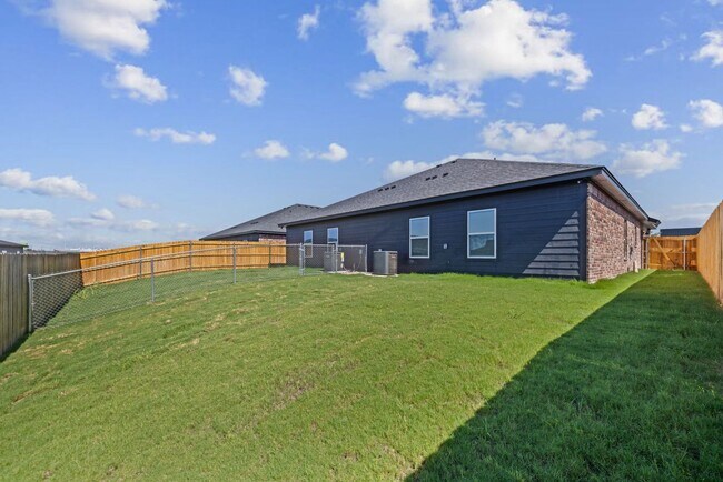 Building Photo - 3607 Pintail Ln