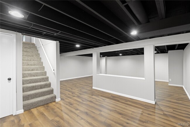 Building Photo - 606 Rue Montand Dr