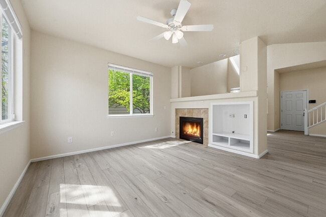 Building Photo - $2,845.95 - 3 Bed, 2 Bath Home in Thornton with Central AC and In Unit Laundry!