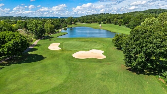 Building Photo - Stunning 3BR/2BA home in the desirable Temple Hills Golf Community!