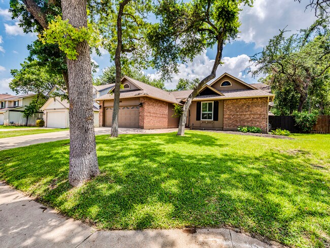 Building Photo - 808 Timber Trail