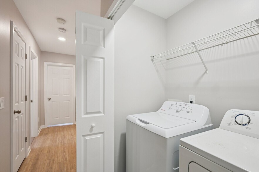 Washer and Dryer - 585 McWilliams Road