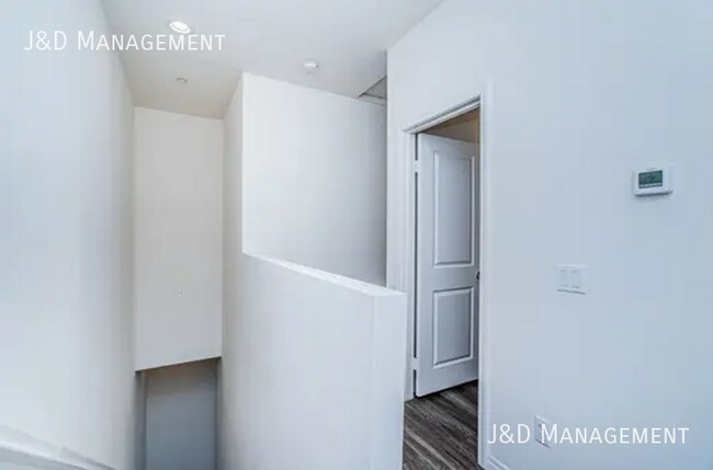 Building Photo - 8127 Cascio Ct