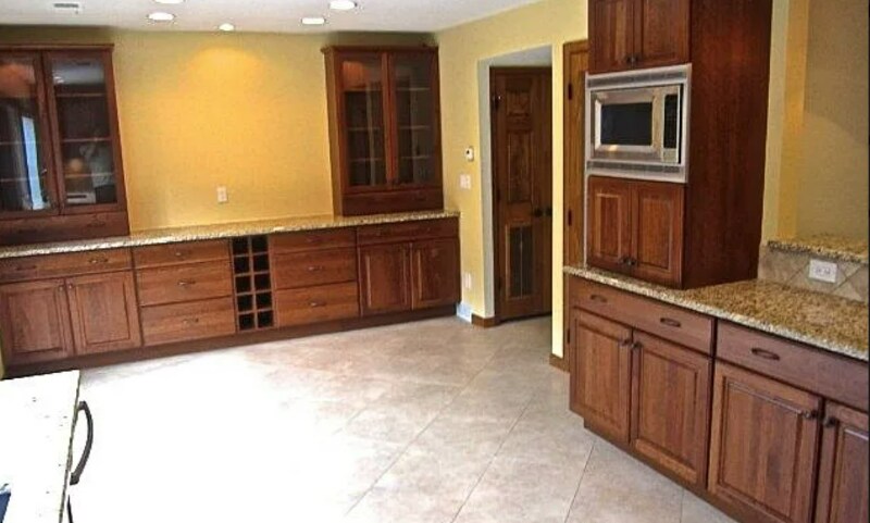 Building Photo - 65 Benthaven Pl