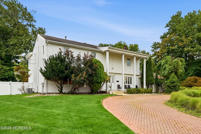 Building Photo - 304 Monmouth Rd