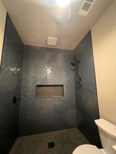 Guest bathroom - 202 13th Ave SE