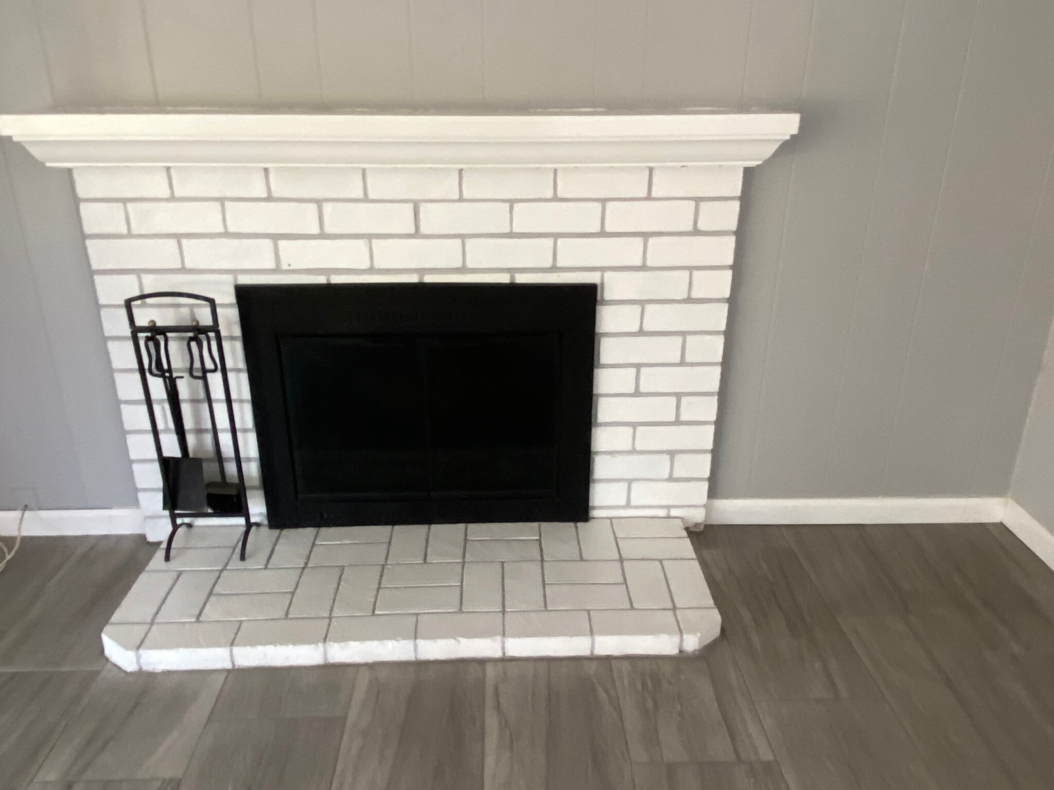 Fireplace - 1263 Bostonia St