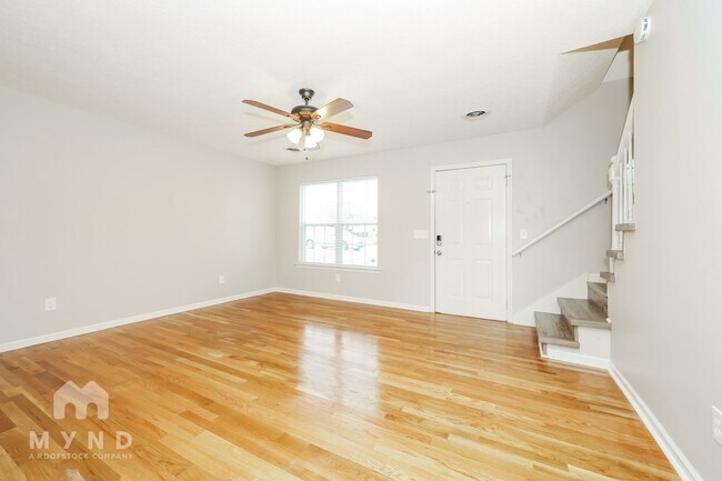 Building Photo - 2047 Gardendale Dr