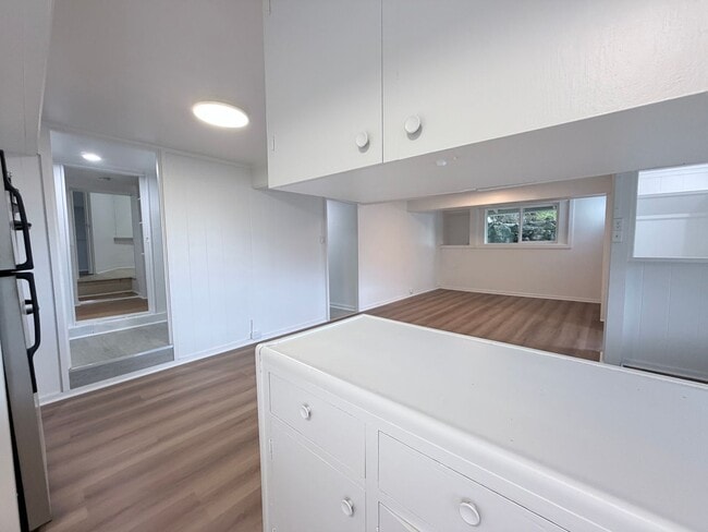 Building Photo - 3369 Paty Dr