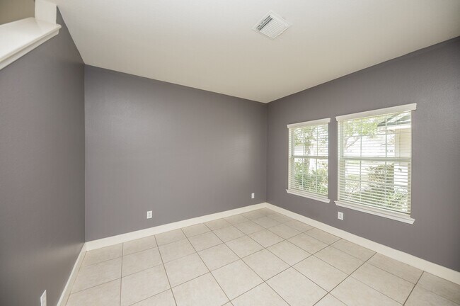Building Photo - 5839 Sonoma Ridge