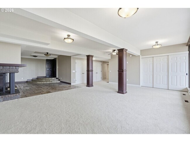 Building Photo - One-of-a-Kind 5BR Home with Floor-to-Ceiling Windows, Wraparound Decks & Breathtaking Treeline Views