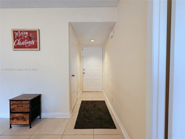 Building Photo - 9055 Wiles Rd