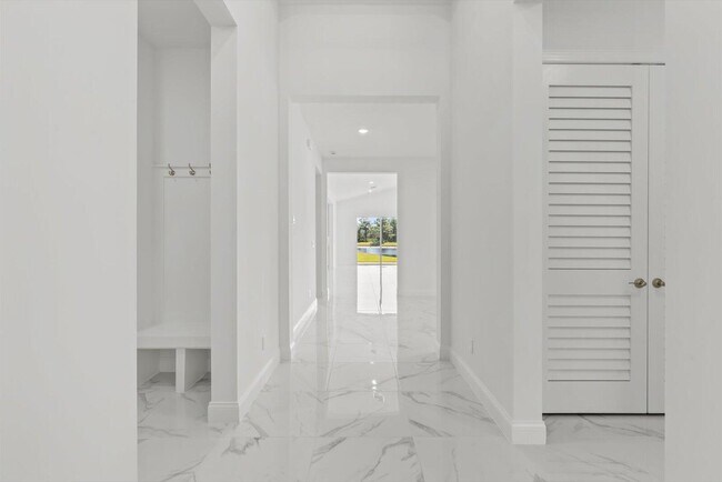 Building Photo - 10264 Field Flower Trl