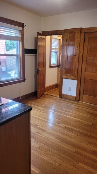 Building Photo - 189 Savin Hill Ave