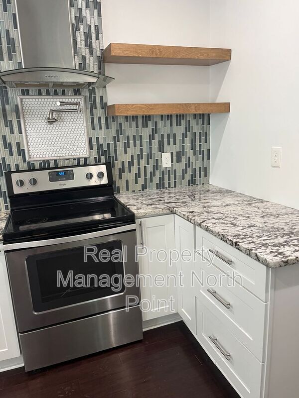 Building Photo - 954 Byron Dr SW