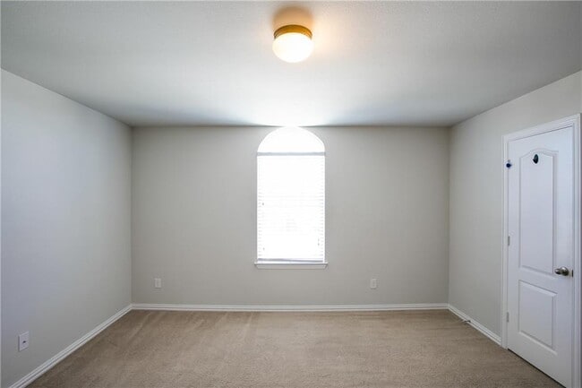 Building Photo - 8049 Arezzo Dr