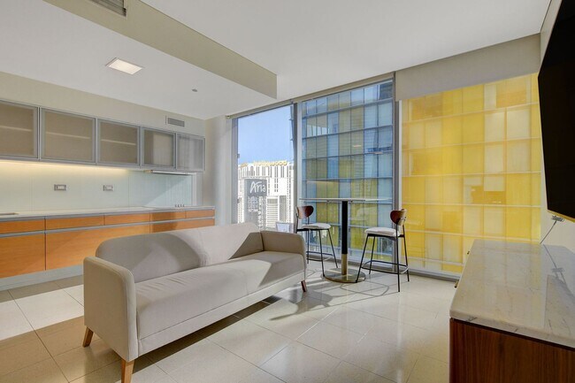 Building Photo - Stunning Strip Views from this Fully Furnished Studio Residence.