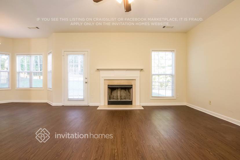 Building Photo - 2652 Sedgeview Ln NE