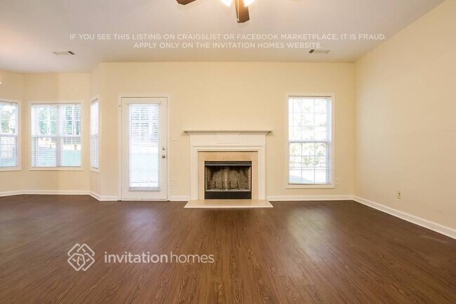 Building Photo - 2652 Sedgeview Ln NE