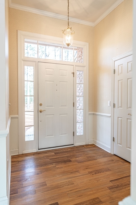 Building Photo - 24 Strathaven Dr