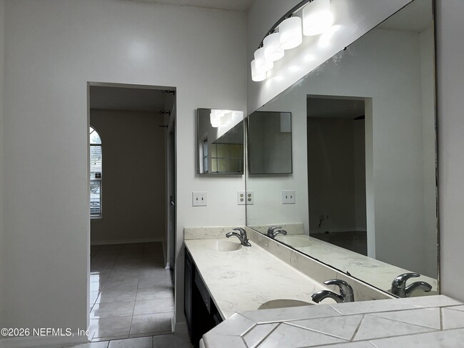 Building Photo - 6160 Chambore Ct