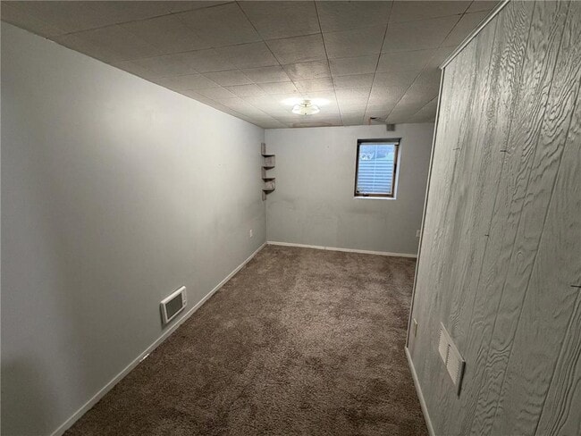 Building Photo - 2702 W 66th St