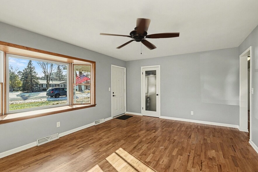 Building Photo - 6316 Belmont Pl