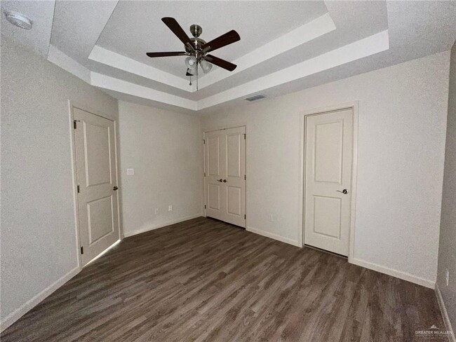 Building Photo - 19 Newport Ave