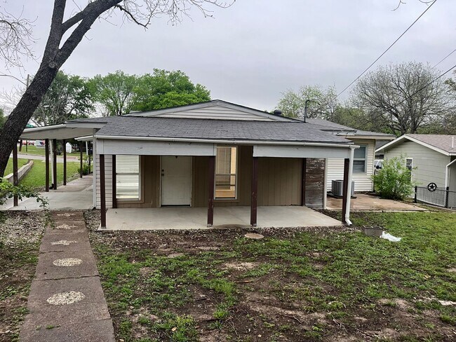 Building Photo - 5857 Dennis Ave