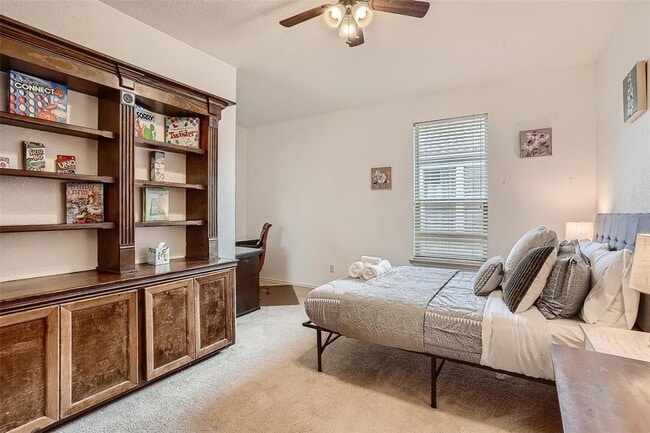 Building Photo - 1639 Bayland St