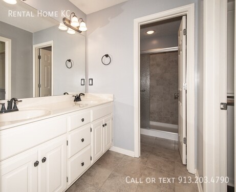 Building Photo - 12465 S Quail Ridge Dr
