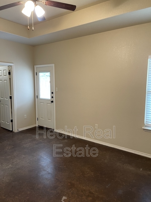 Building Photo - 217 Kaspar Way