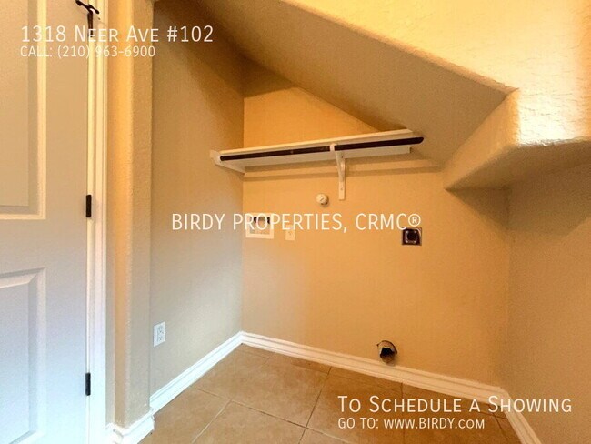 Building Photo - 1318 Neer Ave