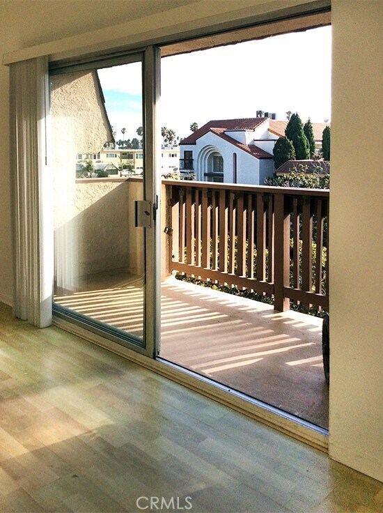 Building Photo - 811 6th St