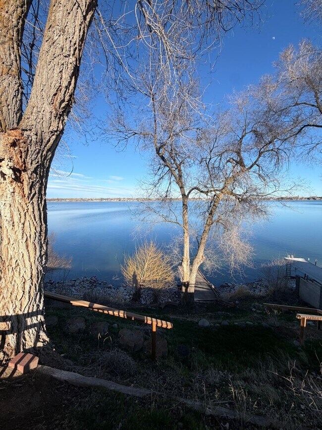 Building Photo - Cozy Lakefront Home w/Private Dock