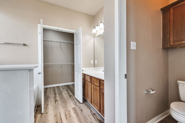 Building Photo - 1260 Arbor Knot Dr