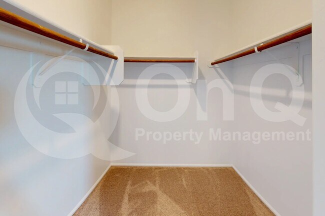 Building Photo - 6301 S Crescent Peak Dr